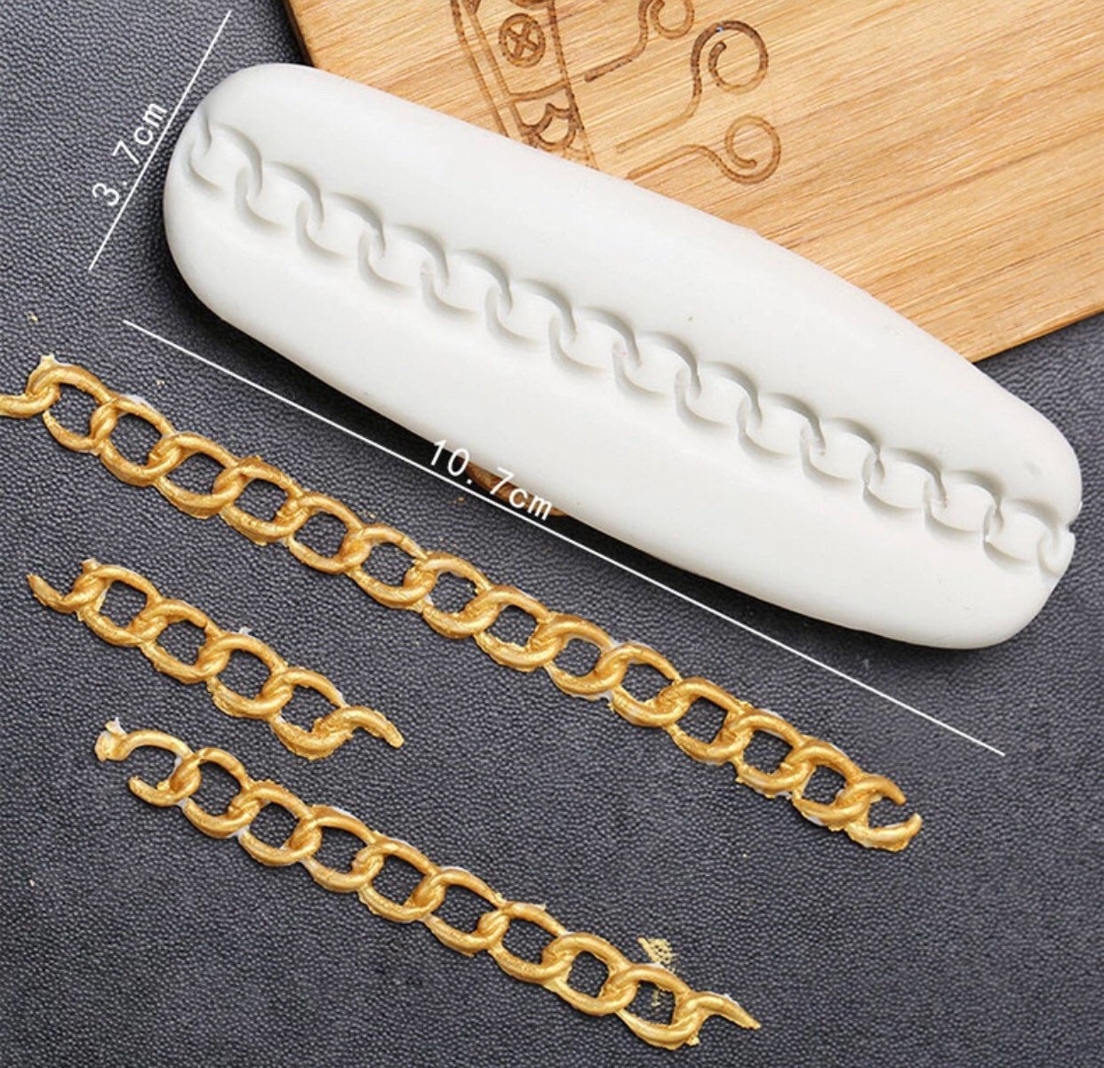 1PC Bag Chain Shaped Silicone Mold